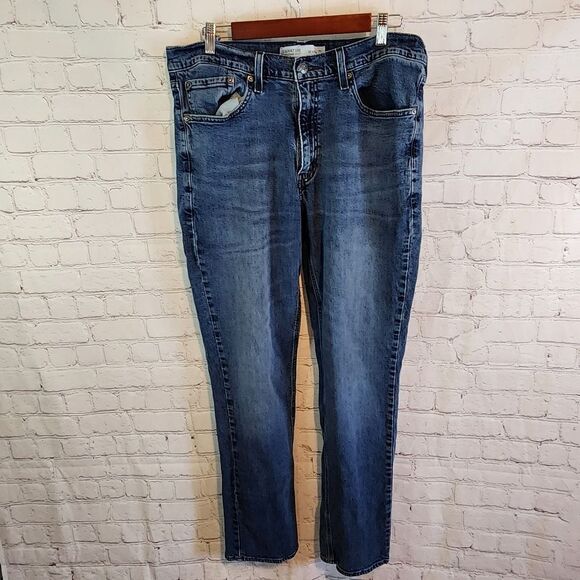 Men's Levi's "S67 Athletic" straight jeans, size 36 x 34 - Picture 1 of 5